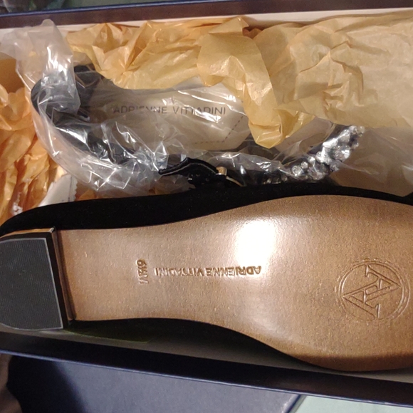 Shoes - Picture 5 of 5